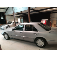 SOLD                                                                                                                                                                  Mercedes 260e Sportline Automaat + uniek 4-seat SOLD
